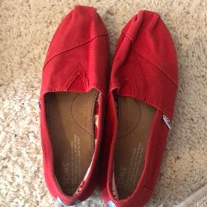 Red Women’s Toms